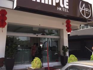 Ample Hotel Skudai Buitenkant foto